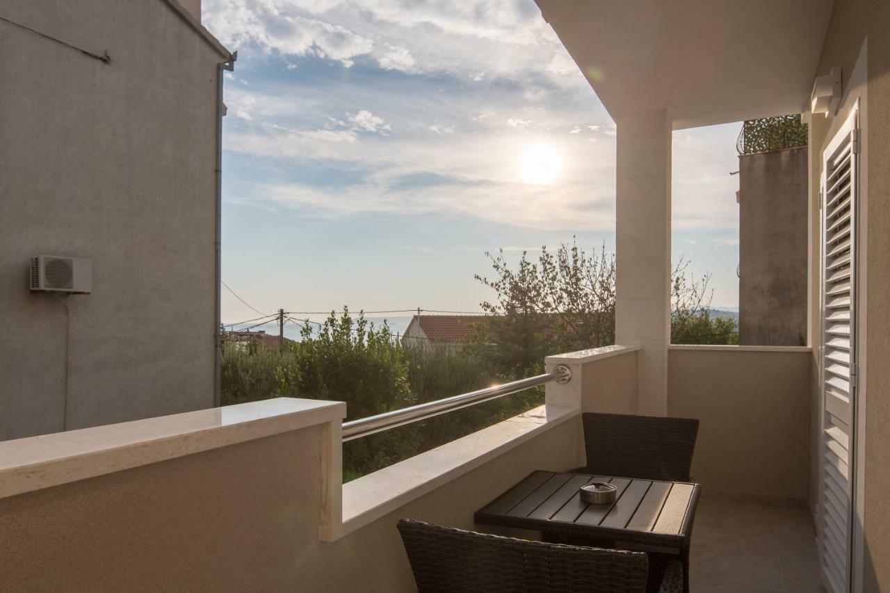 Apartment Villa Franko Maris Podstrana Exterior photo